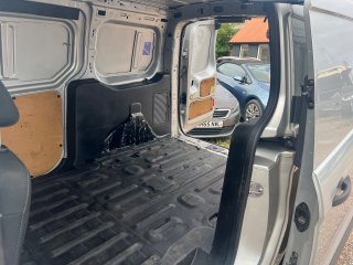 /photos/12468/5c8d46af-5112-36b6-09d6-33cf1082ba41_i320x240.jpg